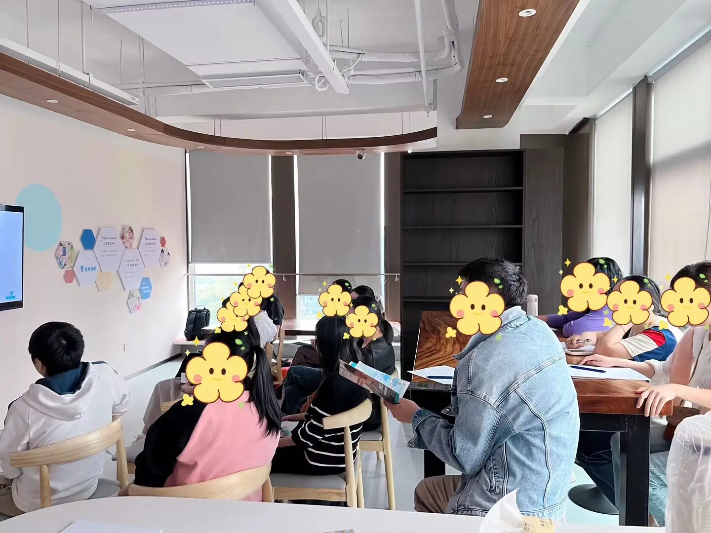 170133155143590704.webp 2.webp